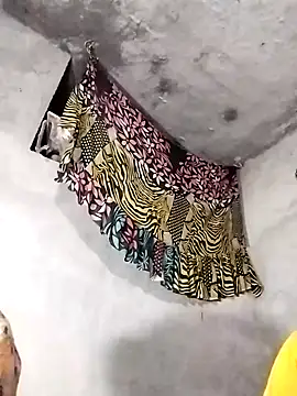 Maidangirl online show from September 12, 2025, 4:18 pm