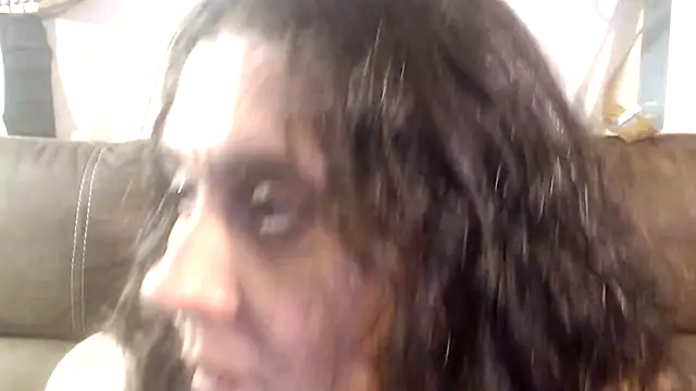 Dreaming Of Blue online show from September 16, 2025, 12:33 am