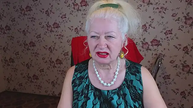 Maya Mayflower online show from November 24, 2025, 4:01 am