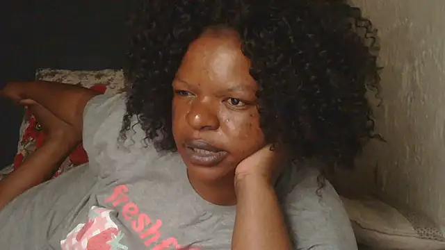 ebony rose11 online show from November 22, 2025, 1:43 pm