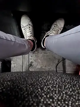 GM51-1988 online show from September 24, 2025, 4:24 pm