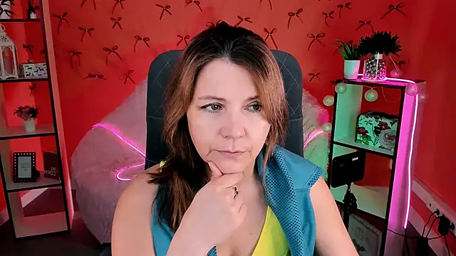 NicoleHitman online show from February 27, 2026, 9:20 am