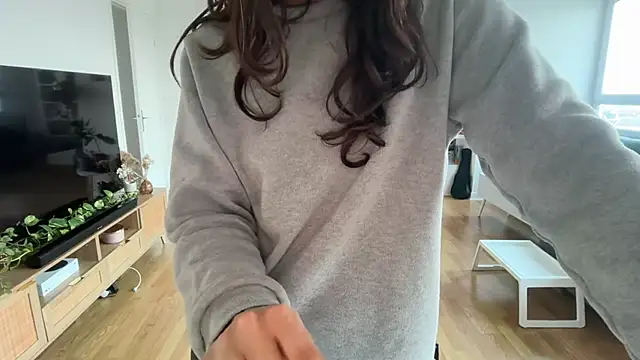 HevaRose online show from March 21, 2026, 5:50 pm