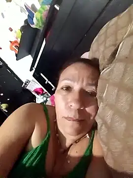 Snapshot of Antonela45 chatting on January 19, 2026, 2:15 am Antonela45 online show from January 19, 2026, 2:15 am