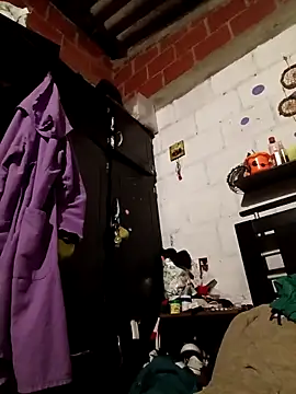 Snapshot of Antonela45 chatting on February 1, 2026, 1:04 am Antonela45 online show from February 1, 2026, 1:04 am