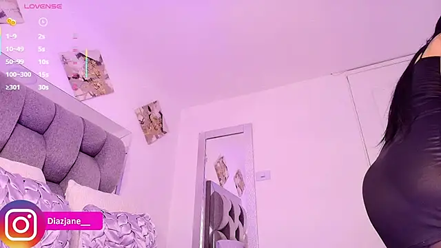 Janediazz online show from October 7, 2025, 9:05 pm