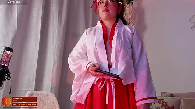 julieta cooper20 online show from March 7, 2025, 4:02 am