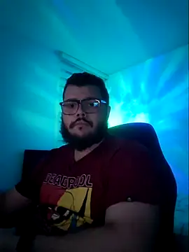 Snapshot of Edmund98 chatting on March 18, 2025, 2:29 am Edmund98 online show from March 18, 2025, 2:29 am