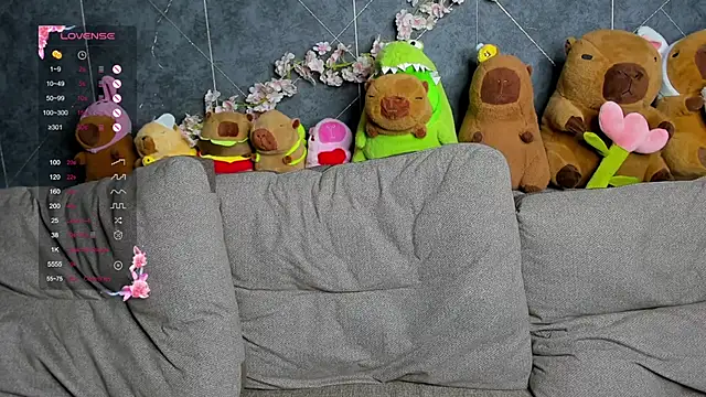 EvaTheHeart online show from October 1, 2025, 7:46 am