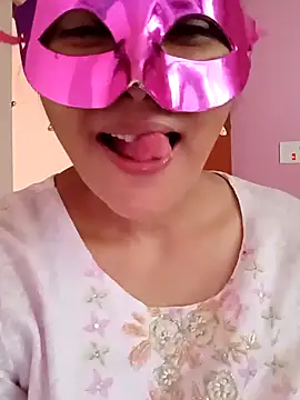 Ronak kaur online show from October 18, 2025, 3:52 am