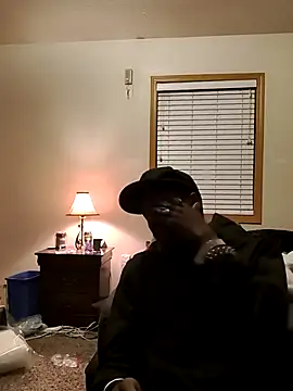 Snapshot of BadazzRXL chatting on October 13, 2025, 2:35 am BadazzRXL online show from October 13, 2025, 2:35 am