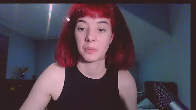 Snapshot of _Amber_Doll_ chatting on October 18, 2025, 7:49 pm Amber Doll online show from October 18, 2025, 7:49 pm