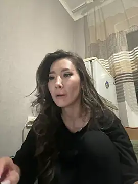 Goddessnor online show from March 12, 2025, 3:51 pm