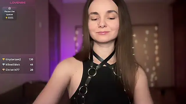 Snapshot of lanaloulou chatting on October 28, 2025, 11:03 pm lanaloulou online show from October 28, 2025, 11:03 pm