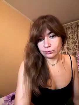 Snapshot of Mary_Kiitty chatting on November 5, 2025, 3:15 pm Mary Kiitty online show from November 5, 2025, 3:15 pm