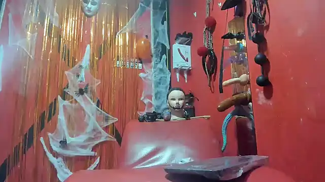 emma morgan 1 online show from October 30, 2025, 11:45 pm