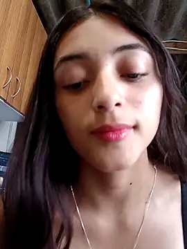 Valen Person online show from October 23, 2025, 6:06 pm