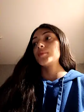 Valen Person online show from September 24, 2025, 12:22 pm