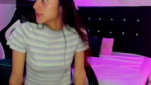 Valen Person online show from March 20, 2025, 12:22 pm