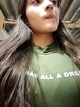 Valen Person online show from September 10, 2025, 9:03 pm