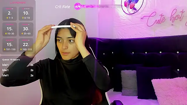 Valen Person online show from March 21, 2025, 12:28 pm