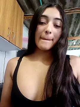 Valen Person online show from December 1, 2025, 4:08 pm