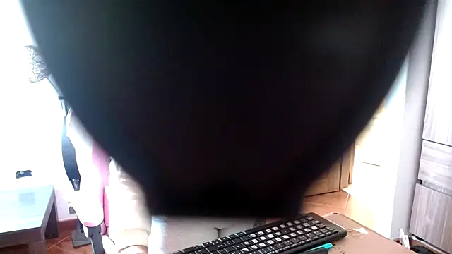 nanis milf online show from November 27, 2025, 2:50 pm