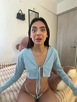 ZaraLuuv online show from March 25, 2026, 6:18 pm