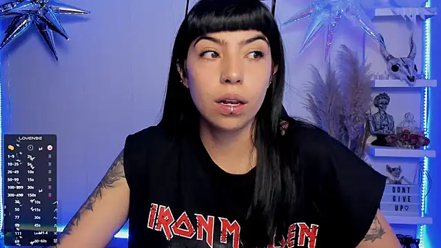 Snapshot of Saraa_Desiree chatting on March 6, 2025, 2:09 am Saraa Desiree online show from March 6, 2025, 2:09 am