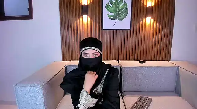 Snapshot of salma_arabicc chatting on March 9, 2025, 8:07 am salma arabicc online show from March 9, 2025, 8:07 am