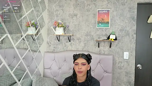 Devil AliceXo online show from April 10, 2026, 9:11 pm