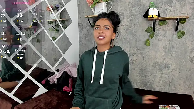 Devil AliceXo online show from March 6, 2025, 7:54 pm