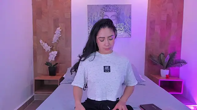 Snapshot of isabella_winkler chatting on April 23, 2026, 10:55 am isabella winkler online show from April 23, 2026, 10:55 am