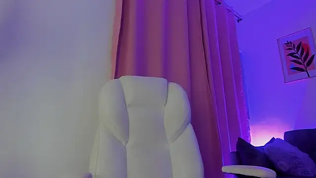 gaaby foxx online show from November 27, 2025, 1:44 pm