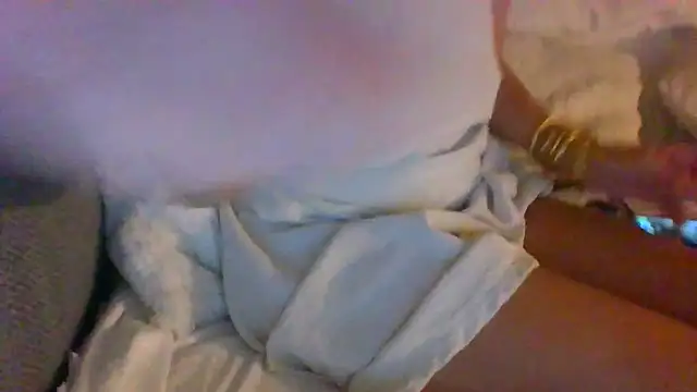 Valentinette online show from September 19, 2025, 8:02 pm