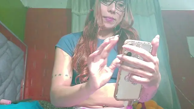 daniia johns online show from November 19, 2025, 10:43 pm