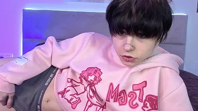 Alex Vallley online show from April 5, 2026, 11:11 pm