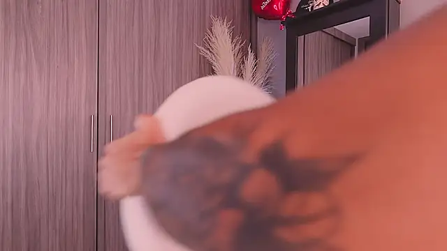 ErosKhaos online show from March 18, 2026, 2:52 pm