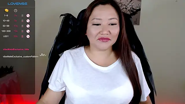 LisaAsianFlower online show from June 21, 2026, 5:13 am