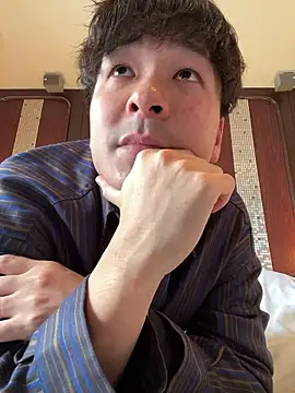 waka3232 online show from April 5, 2026, 1:45 am