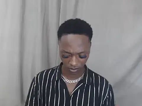 Snapshot of DarkTwink20 chatting on March 19, 2025, 1:40 pm DarkTwink20 online show from March 19, 2025, 1:40 pm