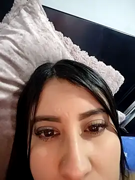 mialorents online show from September 28, 2025, 10:39 pm