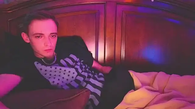 Ilovepussy1911 online show from April 10, 2026, 6:20 am