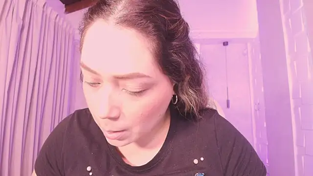 Snapshot of heidy_johns chatting on September 26, 2025, 3:13 am heidy johns online show from September 26, 2025, 3:13 am