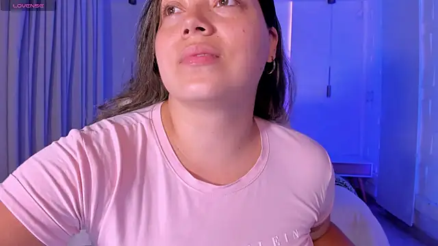 Snapshot of heidy_johns chatting on September 13, 2025, 3:28 am heidy johns online show from September 13, 2025, 3:28 am