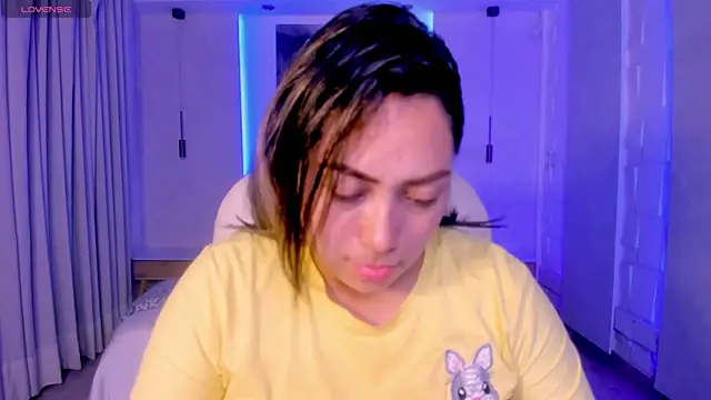 Snapshot of heidy_johns chatting on October 3, 2025, 3:30 am heidy johns online show from October 3, 2025, 3:30 am