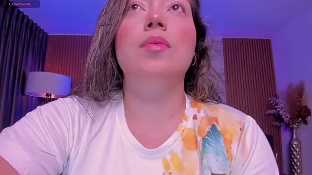 Snapshot of heidy_johns chatting on November 29, 2025, 3:17 am heidy johns online show from November 29, 2025, 3:17 am