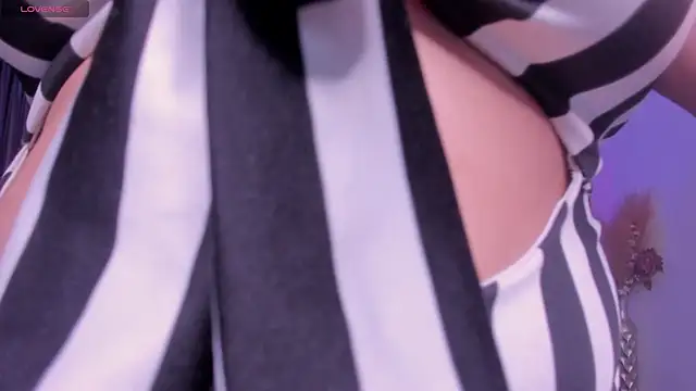 Snapshot of heidy_johns chatting on November 25, 2025, 3:18 am heidy johns online show from November 25, 2025, 3:18 am