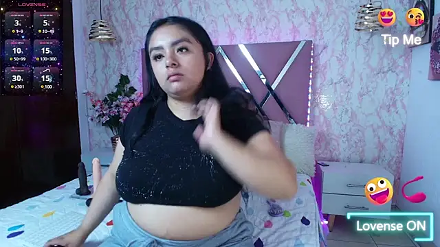 Snapshot of EmilyBrownn_ chatting on March 8, 2025, 7:42 pm EmilyBrownn online show from March 8, 2025, 7:42 pm