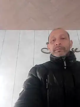 Snapshot of locotronalo chatting on September 20, 2025, 12:21 pm locotronalo online show from September 20, 2025, 12:21 pm